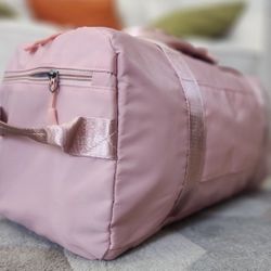 Pink Spacious Duffle Bag | Pick Up 