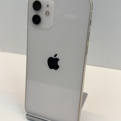 Apple iPhone 12 64gb. ( Fully Unlocked )