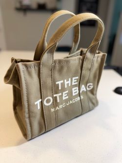 Marc Jacob’s The Tote Bag