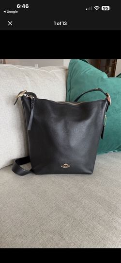 PRICE DROP!!! LIKE NEW !!! Coach Val Duffle Black Crossbody Bag $130/OBO