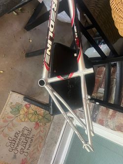 REDLINE  flight jr 24 Frame only