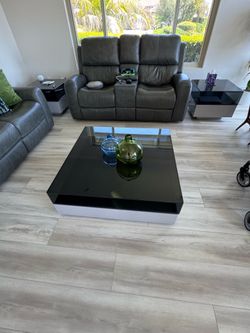 Coffee Table Set (3 pieces)