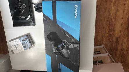 Socodox podcasting microphone