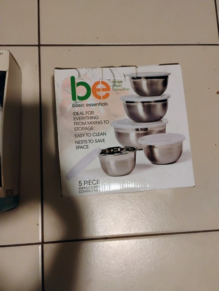 Mixing Bowls