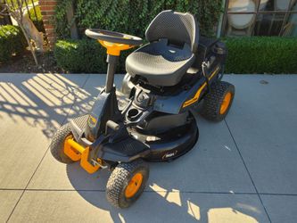 🔥 Poulan Pro Riding Lawn Mower 🔥