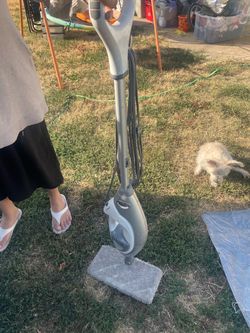 Shark mop steamer