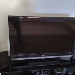 Sharp 32" Inch Tv With Remote Good Condition