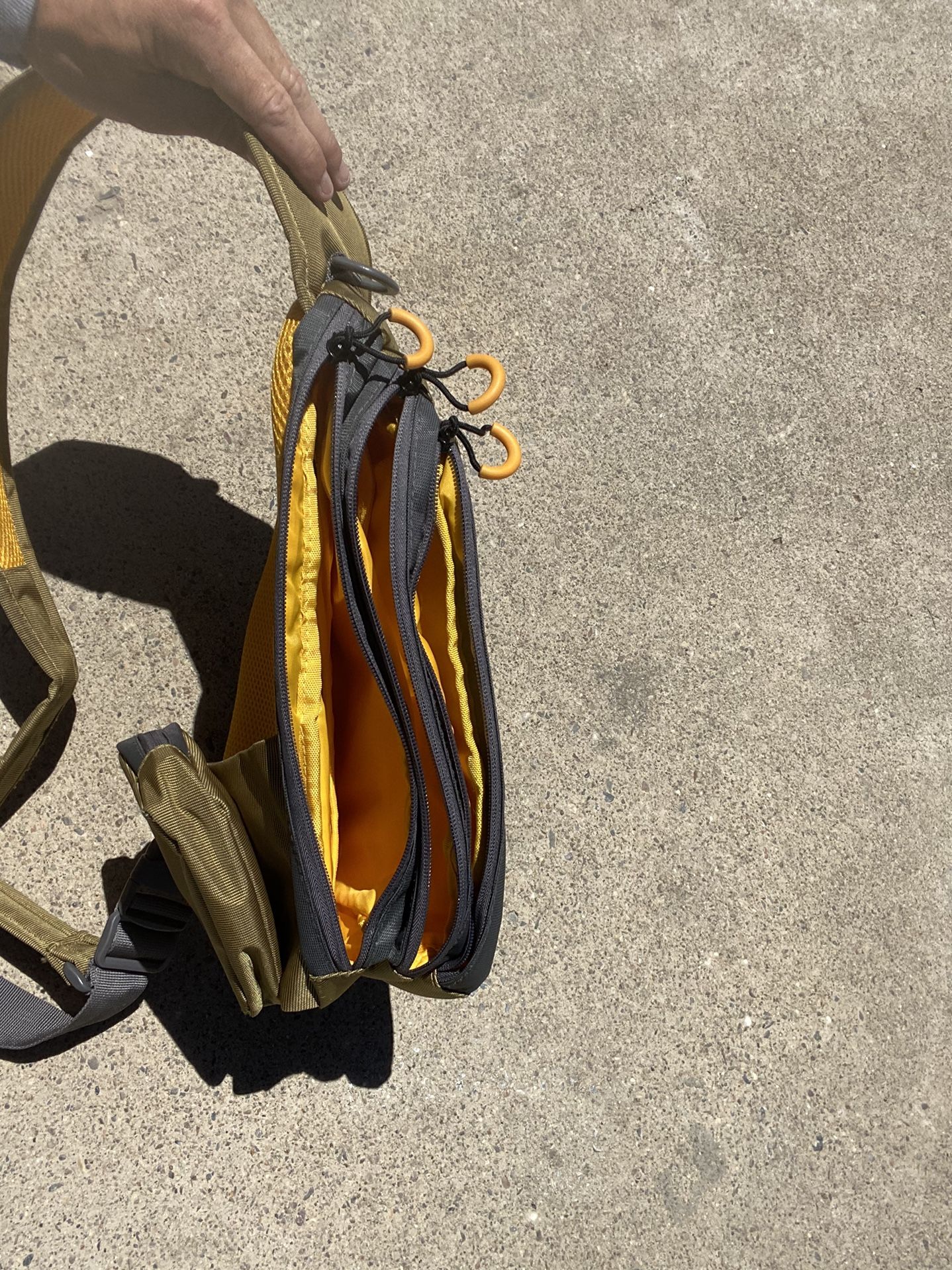 white river sling pack