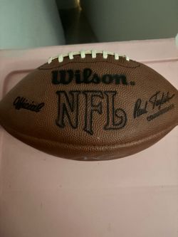 SIGNED JOE MONTANA FOOTBALL – SAN FRANCISCO 49ERS LEGEND
