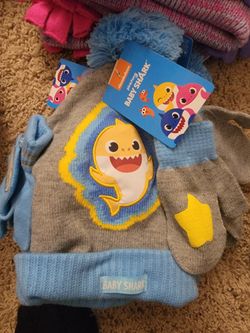 3pc Hat, Glove, & Mitts Set