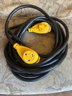 Camco Easy Grip 25ft 30 Amp RV Extension Cord