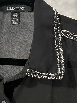 Ellen Tracy black Top Size Small