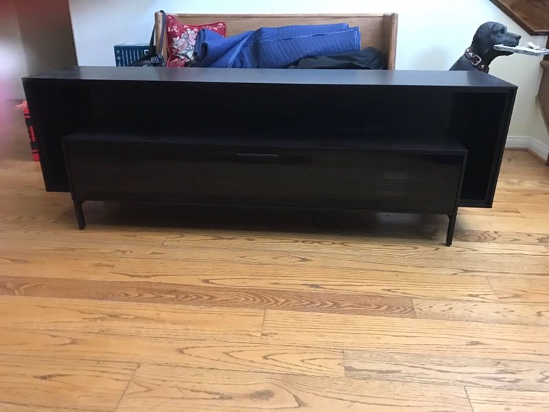 Tv Console BDI Cavo 8167 Triple Wide TV Cabinet (Graphite)
