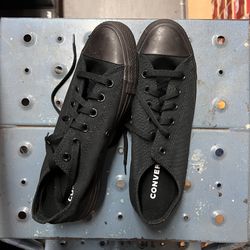 converse black shoes size 8