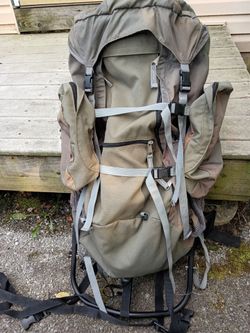 Jansport Carson external frame backpack