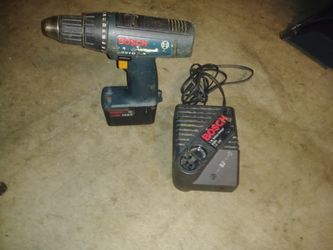 BOSCH drill w charger