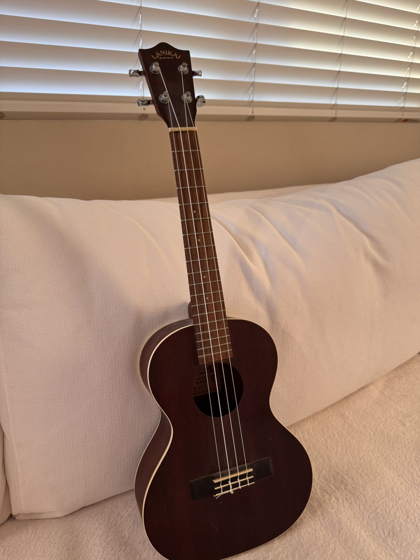 Lanikai, 4-String Ukulele, Natural (LU21-T