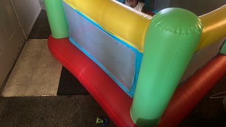 Fisher-Price Inflatable Bounce House