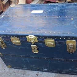 Vintage Steamer Trunk