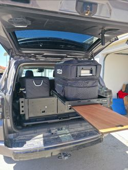 Front Runner Drawer System (Toyota 4runner)
