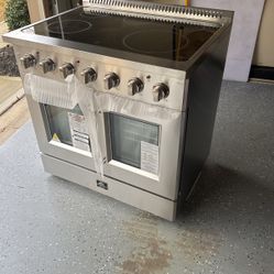 4 Burner FORNO Range. New Haven’t Being Use. 