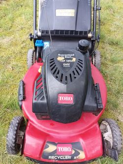 Toro LawnMower w/Bag