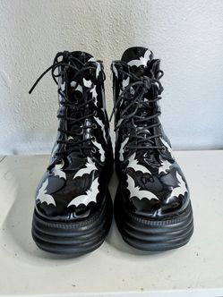Halloween Themed Bat Print Platform Boots Women's 11 Men's 9 PVC Leather 🦇