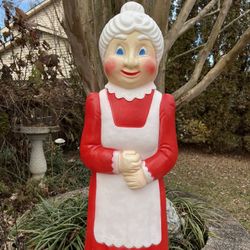 1992 40” Mrs Santa Clause Union Blow Mold-Vintage Christmas