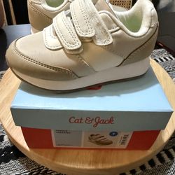 Toddler Cat & Jack shoes size 7
