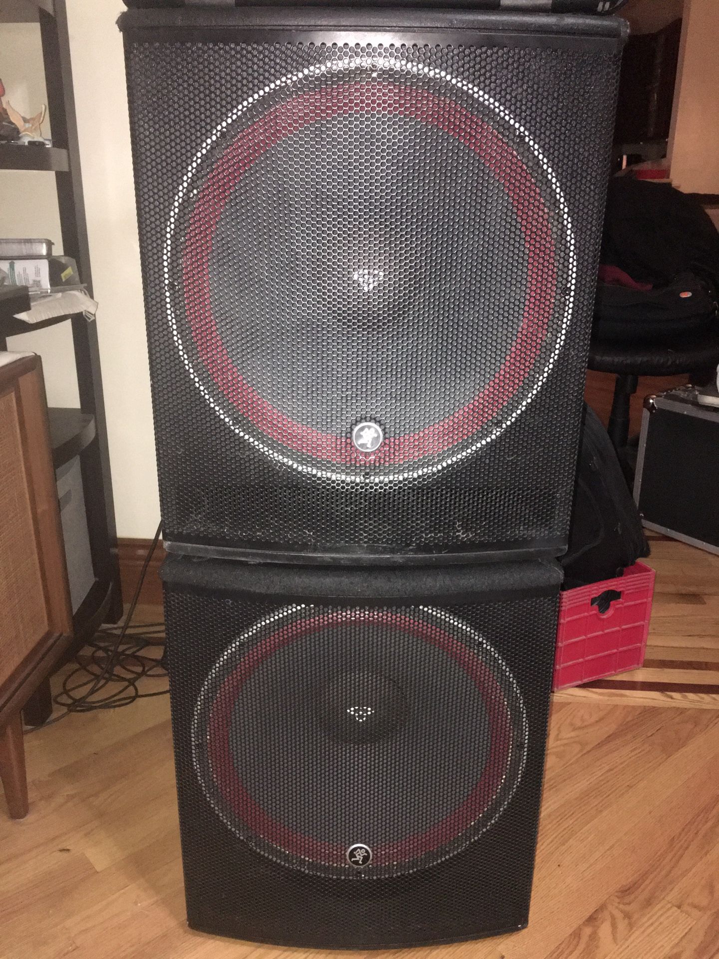 Mackie SRM1801 Powered Subwoofer was replace with 18” Cerwin Vega