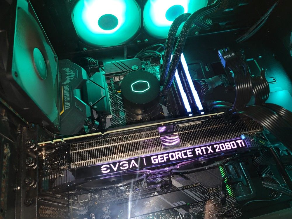 Rtx 2080ti pc with 144hz 2k monitor and mechanical keyboard and rgb mouse