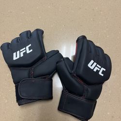 UFC Training Gloves 