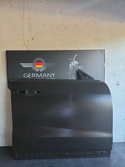 Maserati Levante 2017-2024 OEM Front Right Side RH Door HP29050A