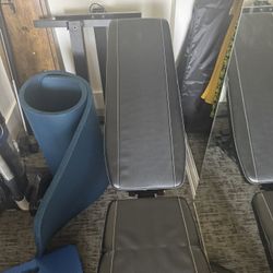 Weight Bench 