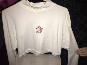 Brandy Melville Devil Cropped Long sleeve