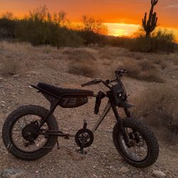 Super73 Z-Adventure (charger Included)