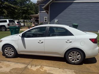 2013 KIA Forte