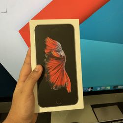 Brand New iPhone 6s With All Apple Accessories