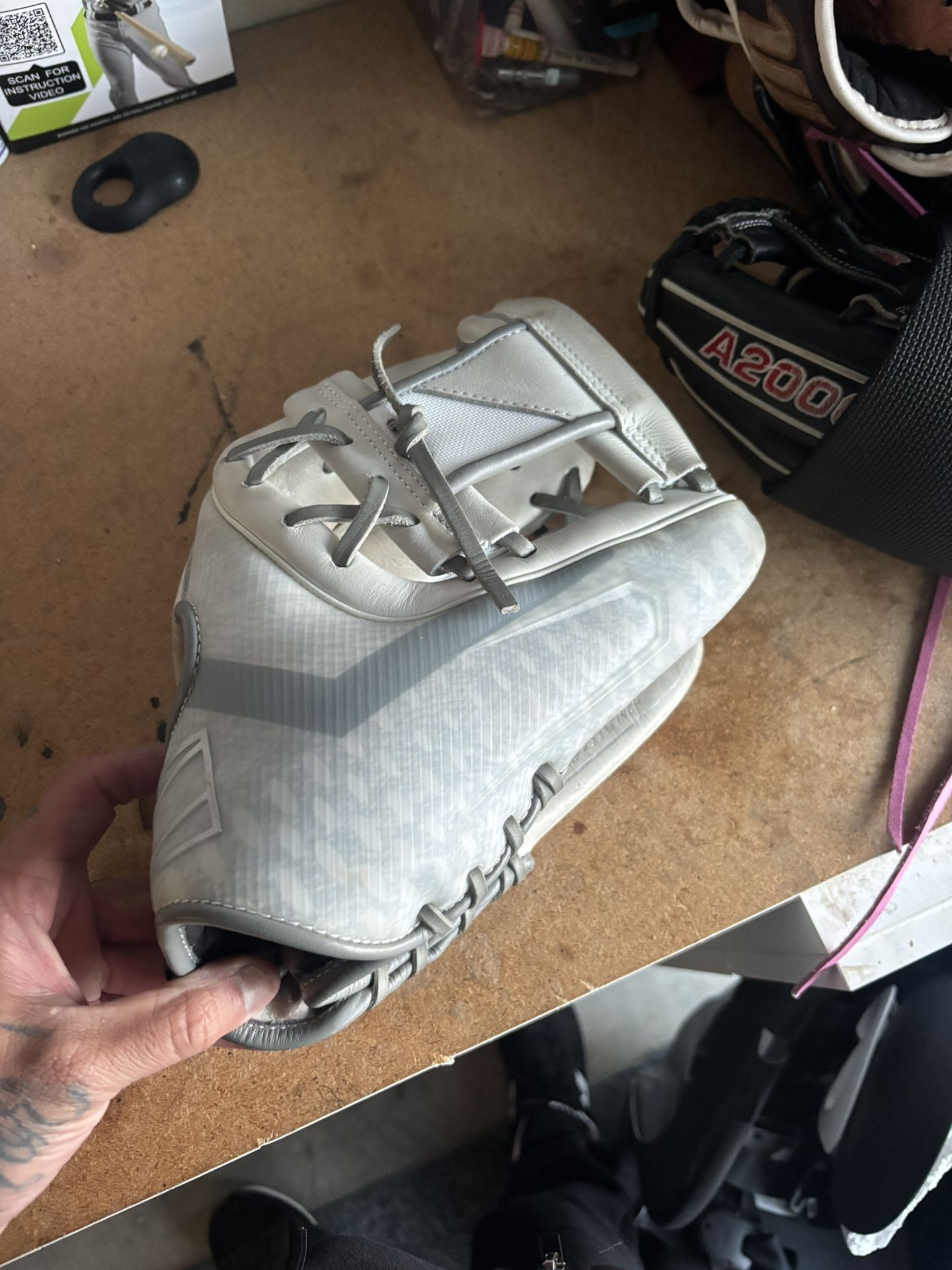 2024 Rawlings Rev1x 11 3/4 Baseball Glove