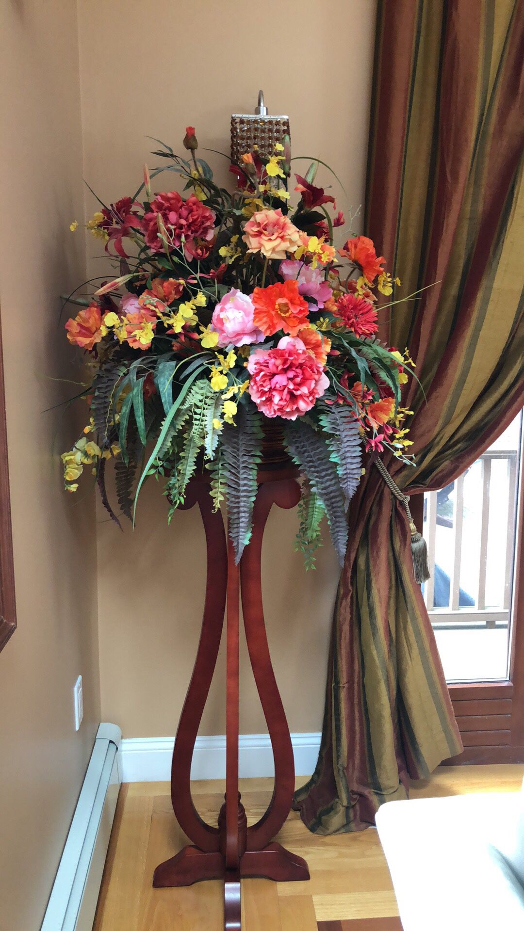 Flower Arrangements (silk)