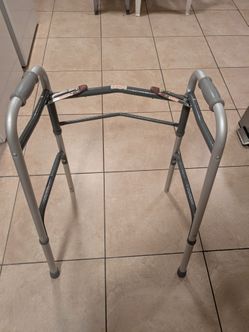 Folding walker