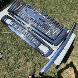 07-13 GMC Sierra Denali Front Grille Front Chrome HoneyComb Lower Grille and Chrome Hood Trim