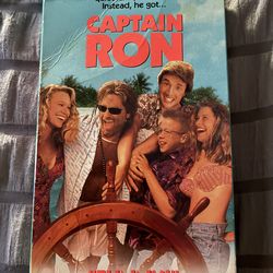 Touchstone Home Video Captain Ron VHS Kurt Russell Martin Short Comedy PG-13