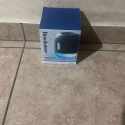 Brookstone Bass Beat Wireless Led Speaker 