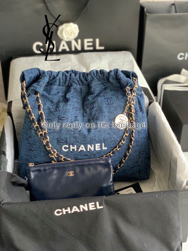 Chanel 22 Handbag 75 Available for Sale in Elmhurst, IL - OfferUp