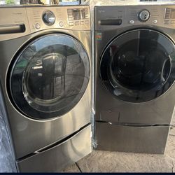 🔥Lg washer and gas dryer with pedestals 🔥