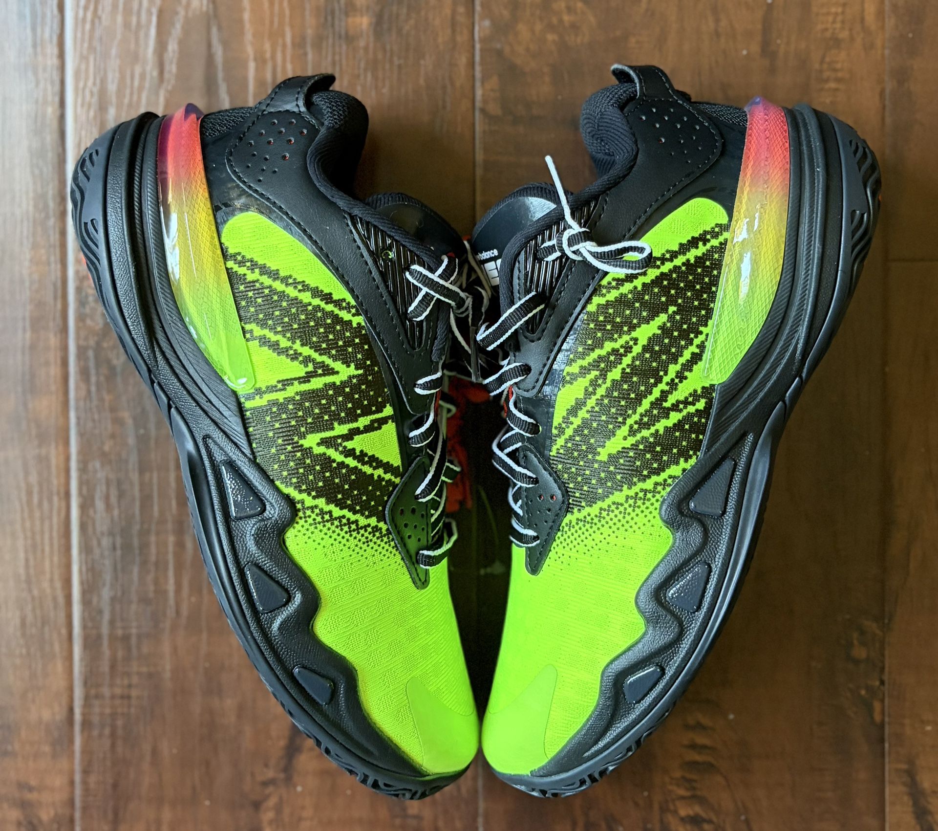 New Balance Hesi Low V2 'Pixel Green'. Size Mens 6.5 Woman 8