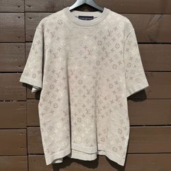 Lv shirt