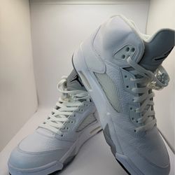 Jordan 5 Retro “Metallic White”