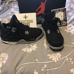 Jordan 4 Black Canvas